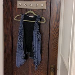 Sleeveless blue overlay/vest by cut-loose